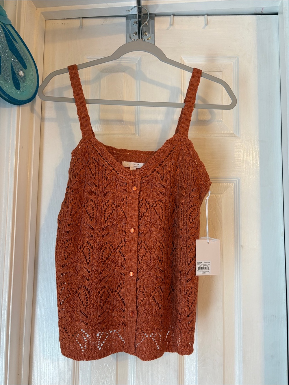 NWT Lauren Conrad  sweater tank size medium in color five spice.
